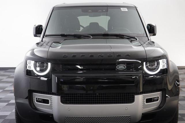 Photo of 2025 Santorini Black Metallic Land Rover Defender