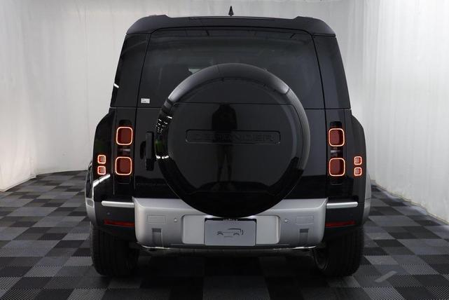 Photo of 2025 Santorini Black Metallic Land Rover Defender