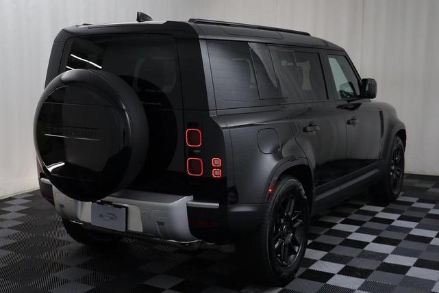 Photo of 2025 Santorini Black Metallic Land Rover Defender