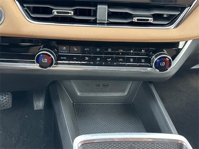 Photo of 2025 Mosaic Black Metallic Chevrolet Equinox