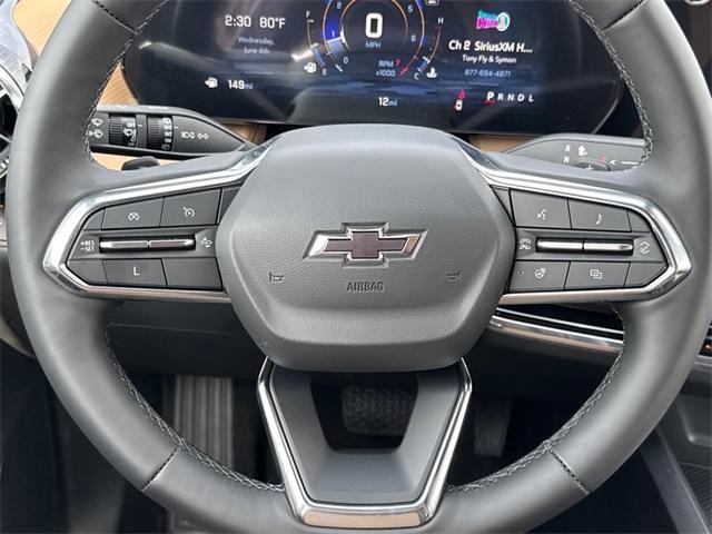 Photo of 2025 Mosaic Black Metallic Chevrolet Equinox