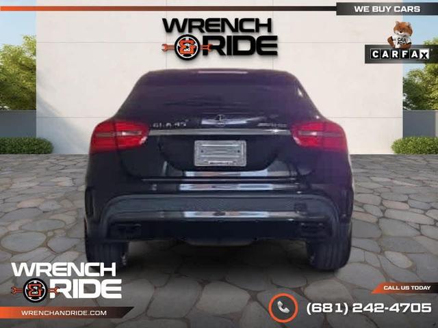 Photo of 2015 BLACK Mercedes-Benz GLA-Class
