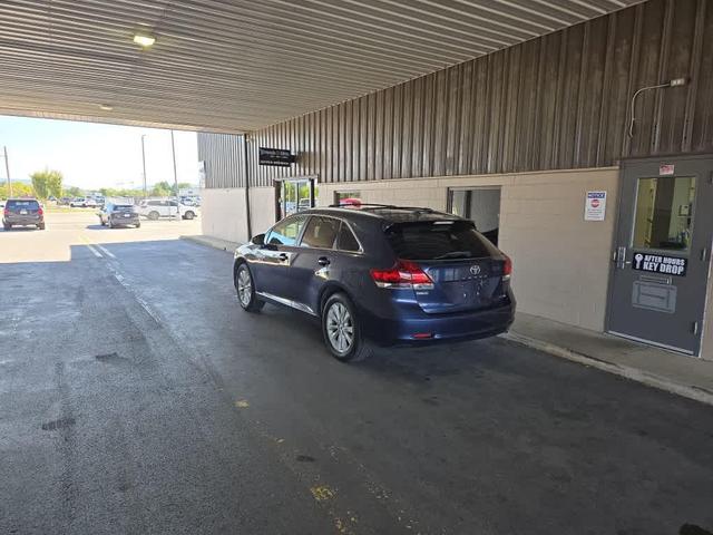 Photo of 2015 Parisian Night Pearl Toyota Venza