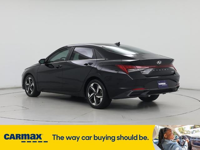 Photo of 2023 Black Hyundai ELANTRA