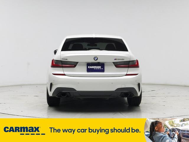Photo of 2022 White BMW M340