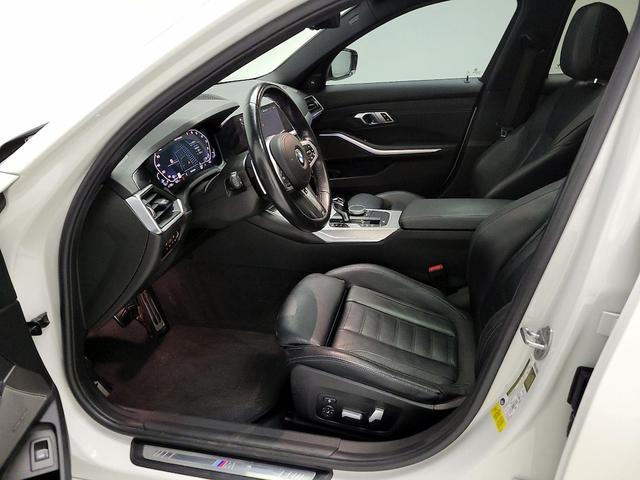 Photo of 2022 White BMW M340