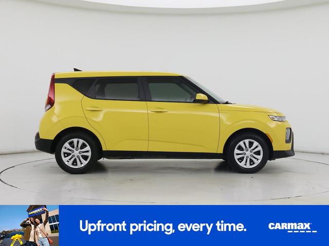 Photo of 2020 Yellow Kia Soul