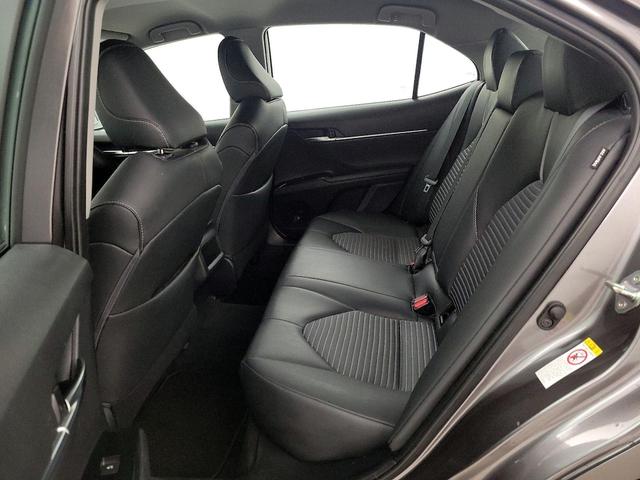 Photo of 2019 Gray Toyota Camry