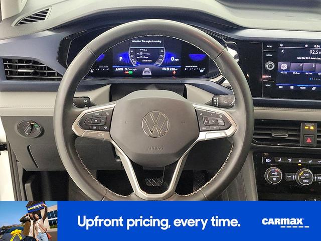 Photo of 2024 White Volkswagen Taos