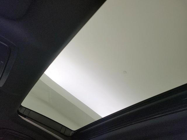 Photo of 2021 White Honda Accord