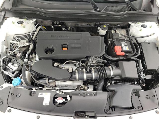 Photo of 2021 White Honda Accord