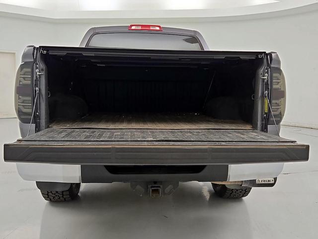 Photo of 2017 Gray Toyota Tundra