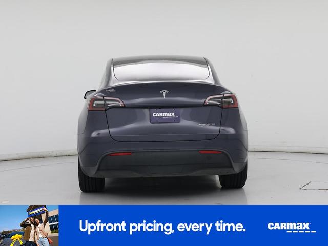 Photo of 2023 Gray Tesla Model Y
