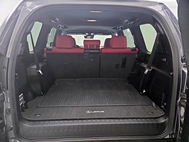 Photo of 2022 Gray Lexus GX 460