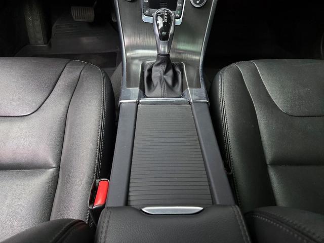 Photo of 2016 Gray Volvo XC60