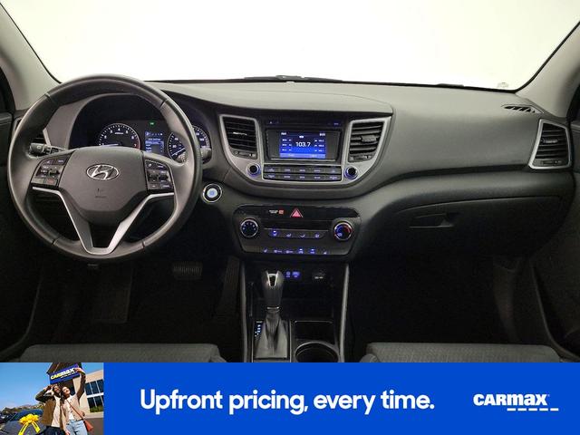 Photo of 2016 Gray Hyundai TUCSON