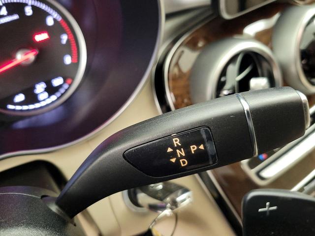 Photo of 2016 Black Mercedes-Benz C-Class