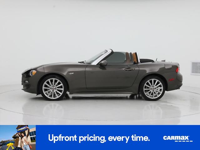 Photo of 2018 Gray FIAT 124 Spider