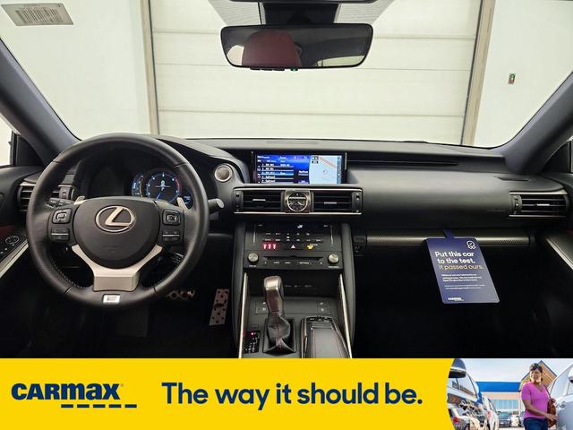 Photo of 2018 White Lexus IS 300