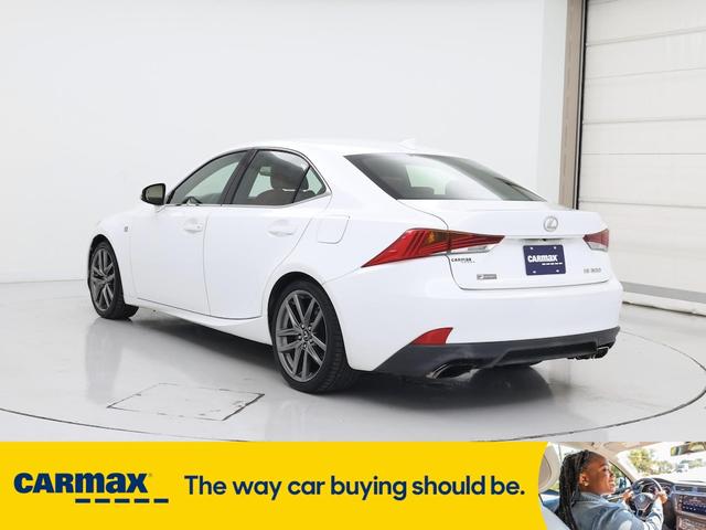 Photo of 2018 White Lexus IS 300