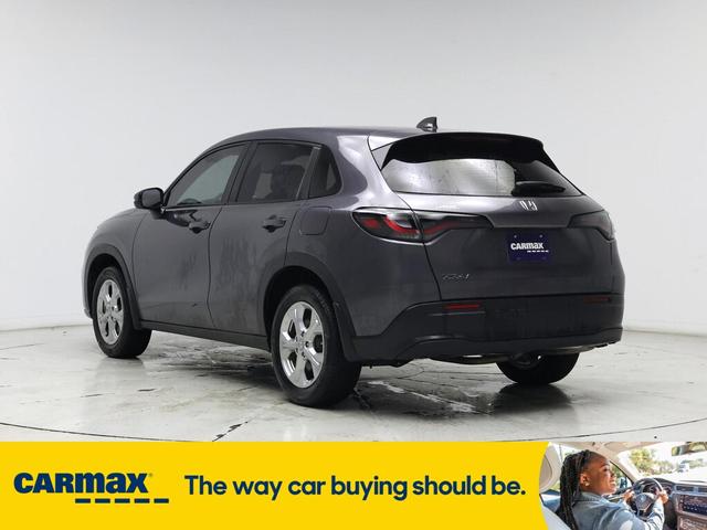 Photo of 2024 Gray Honda HR-V