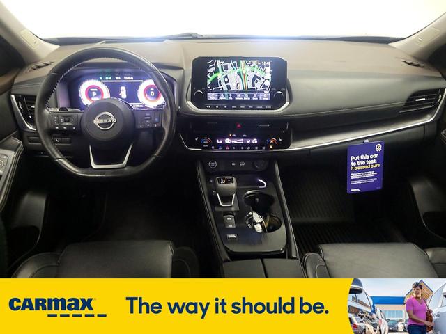 Photo of 2022 Blue Nissan Rogue