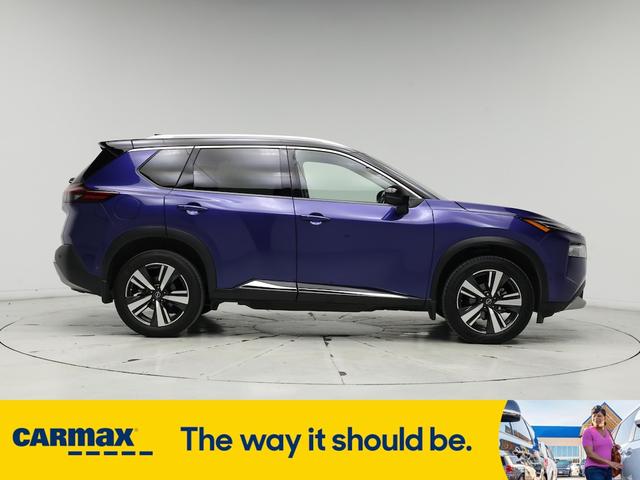 Photo of 2022 Blue Nissan Rogue