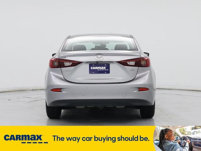 Photo of 2015 Gray Mazda Mazda3