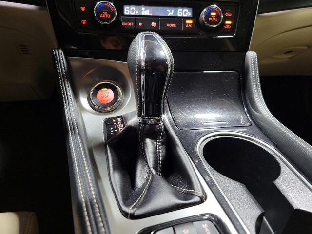 Photo of 2021 Black Nissan Maxima