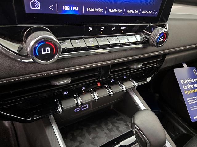 Photo of 2023 Blue Chevrolet Colorado