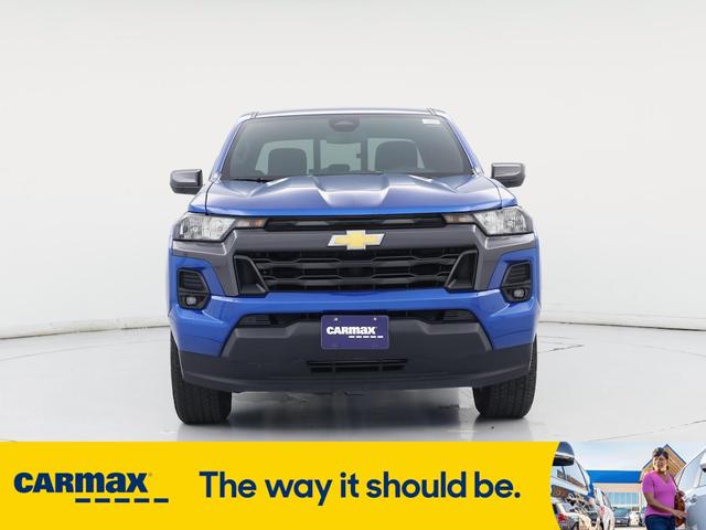 Photo of 2023 Blue Chevrolet Colorado