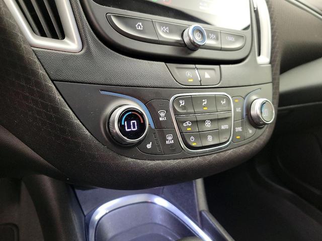 Photo of 2023 White Chevrolet Malibu