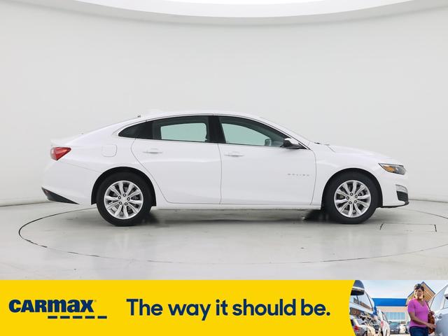 Photo of 2023 White Chevrolet Malibu