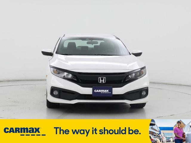 Photo of 2019 White Honda Civic