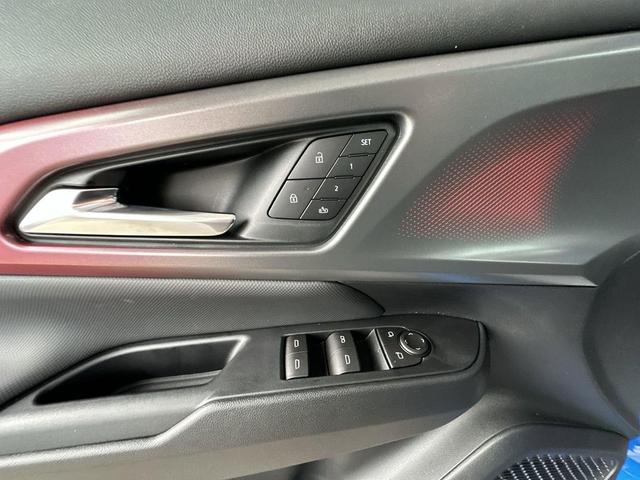 Photo of 2025 Blue Chevrolet Equinox EV