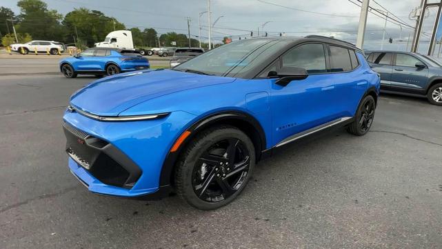 Photo of 2025 Blue Chevrolet Equinox EV