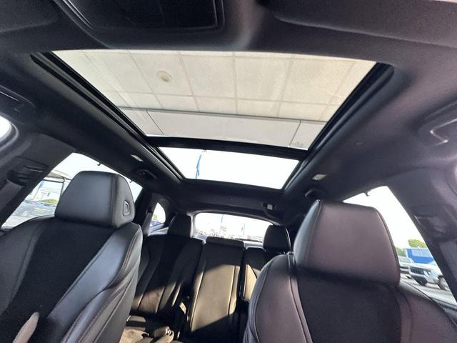 Photo of 2022 Gray Acura MDX