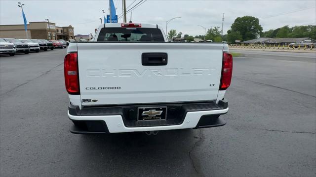 Photo of 2022 Summit White Chevrolet Colorado