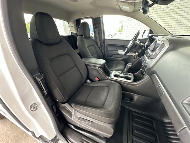 Photo of 2022 Summit White Chevrolet Colorado