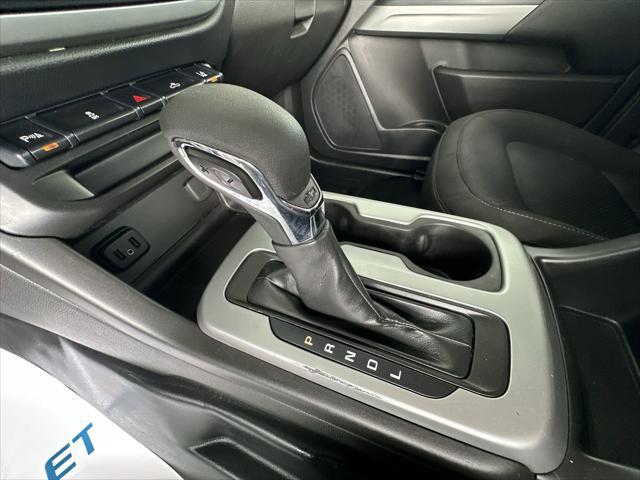 Photo of 2022 Summit White Chevrolet Colorado