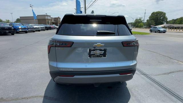 Photo of 2026 Gray Chevrolet Equinox