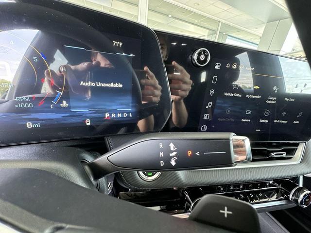 Photo of 2026 Gray Chevrolet Equinox