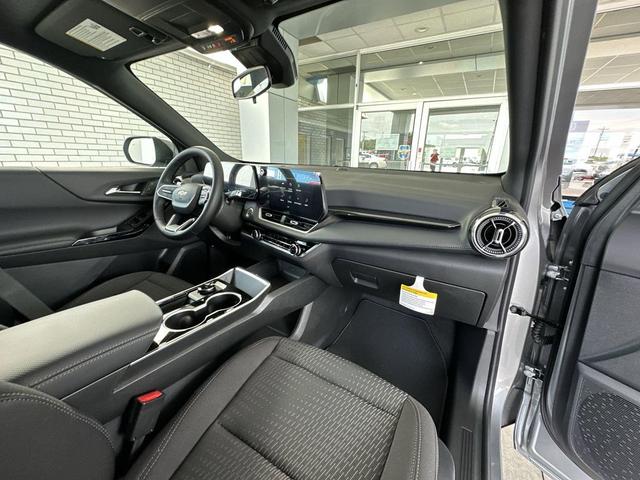 Photo of 2026 Gray Chevrolet Equinox