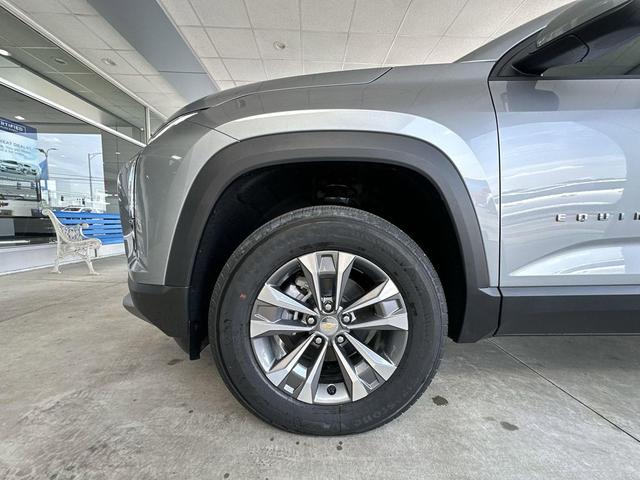 Photo of 2026 Gray Chevrolet Equinox