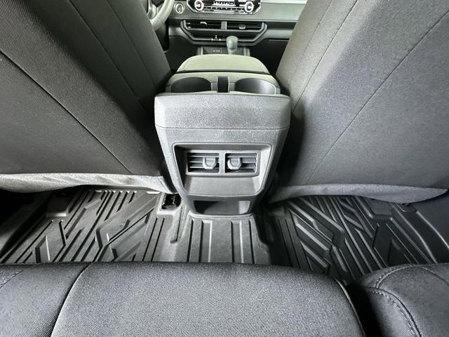 Photo of 2026 White Chevrolet Colorado