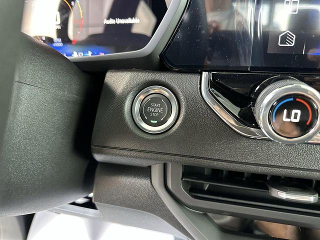 Photo of 2026 White Chevrolet Colorado