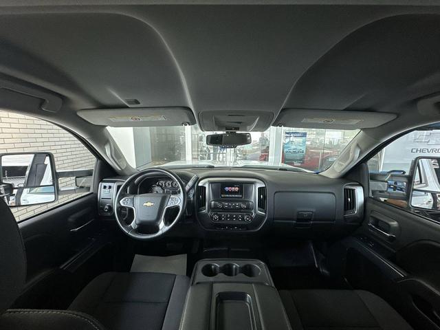 Photo of 2015 Summit White Chevrolet Silverado 3500