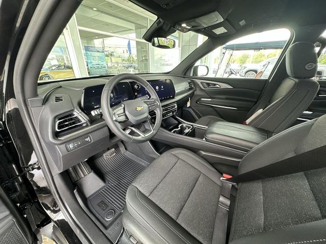 Photo of 2026 Black Chevrolet Traverse