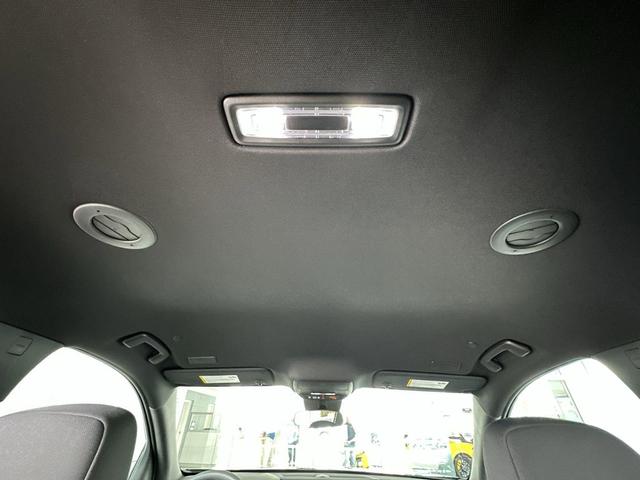 Photo of 2026 Black Chevrolet Traverse