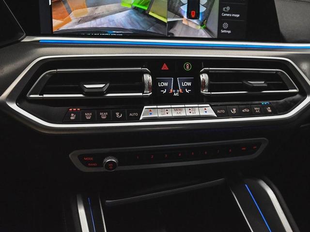 Photo of 2023 Black Sapphire Metallic BMW X6